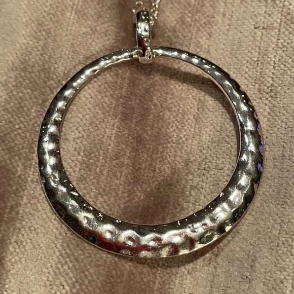 Silver Hammered Metal Minimalist Circle Pendant Necklace - Picture 1 of 6